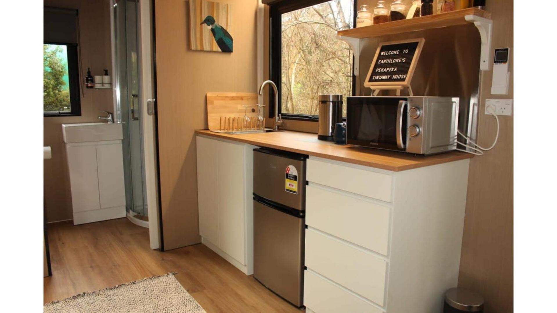 Pekapeka Tiny House By Tiny Away Villa Owaka Exteriör bild